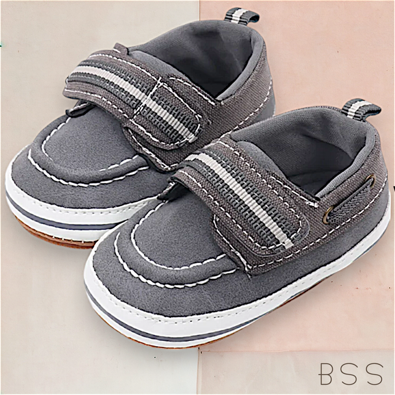 Mocassim Infantil Listras e Velcro